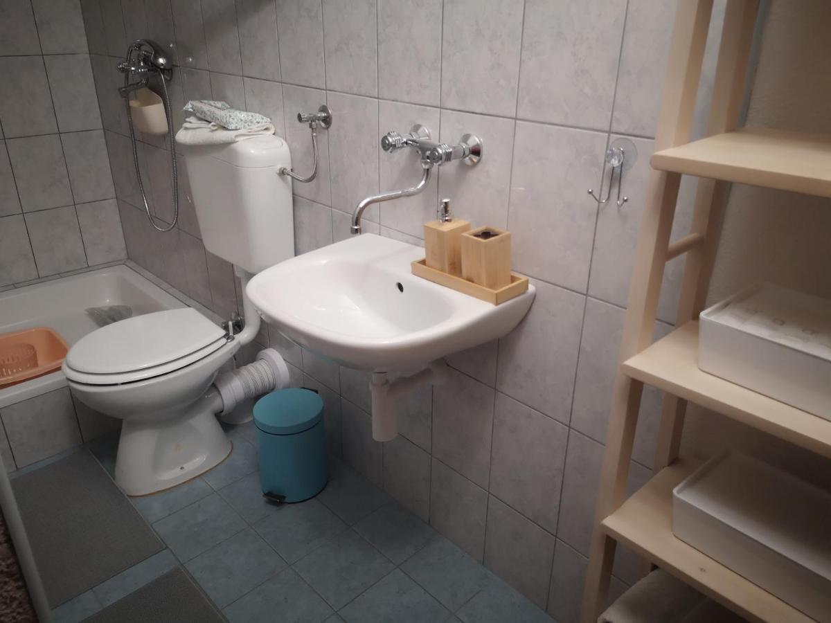 Holiday Home Betty Jesenice  Exterior foto